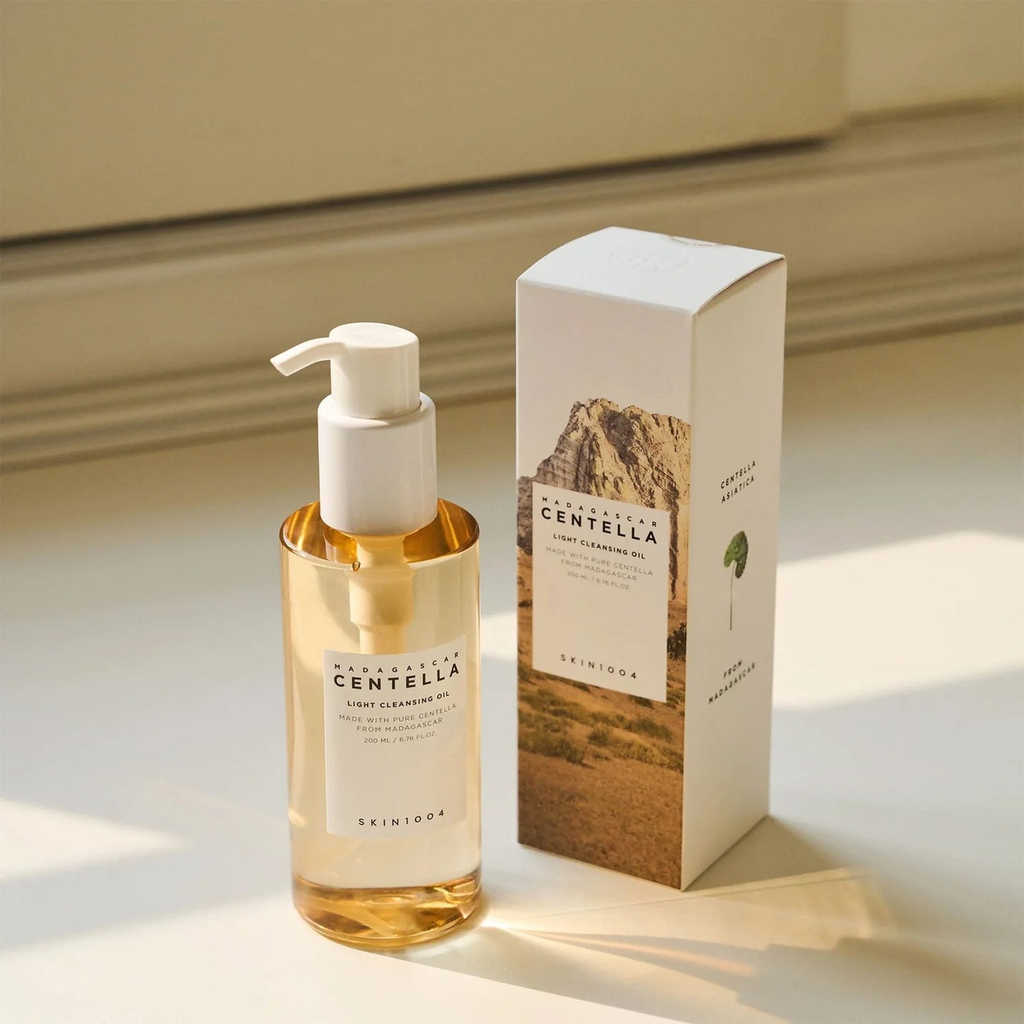 SKIN1004 Madagascar Centella Light Cleansing Oil 30ml — Wholesale
